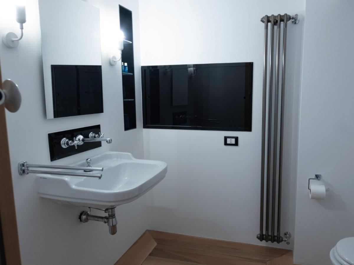 Luxury Apartment มิลาน ภายนอก รูปภาพ